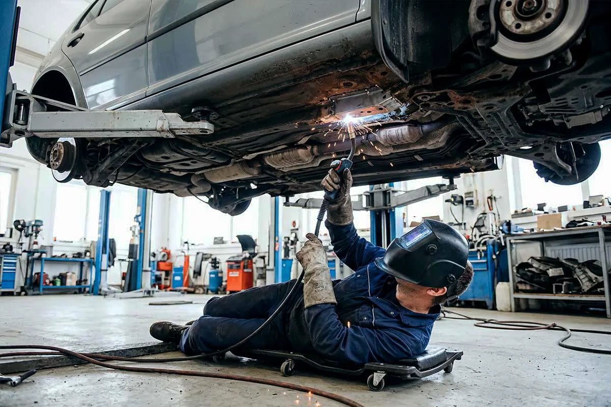 Сварочные работы по кузову автомобиля